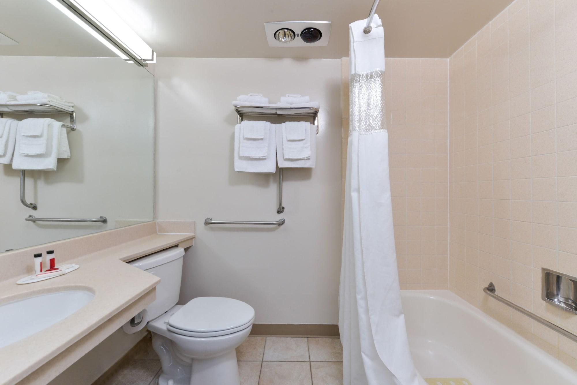 Ramada By Wyndham Grand Junction Hotel Ngoại thất bức ảnh